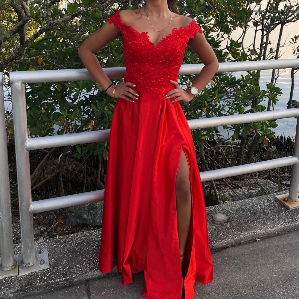 PROM DRESS